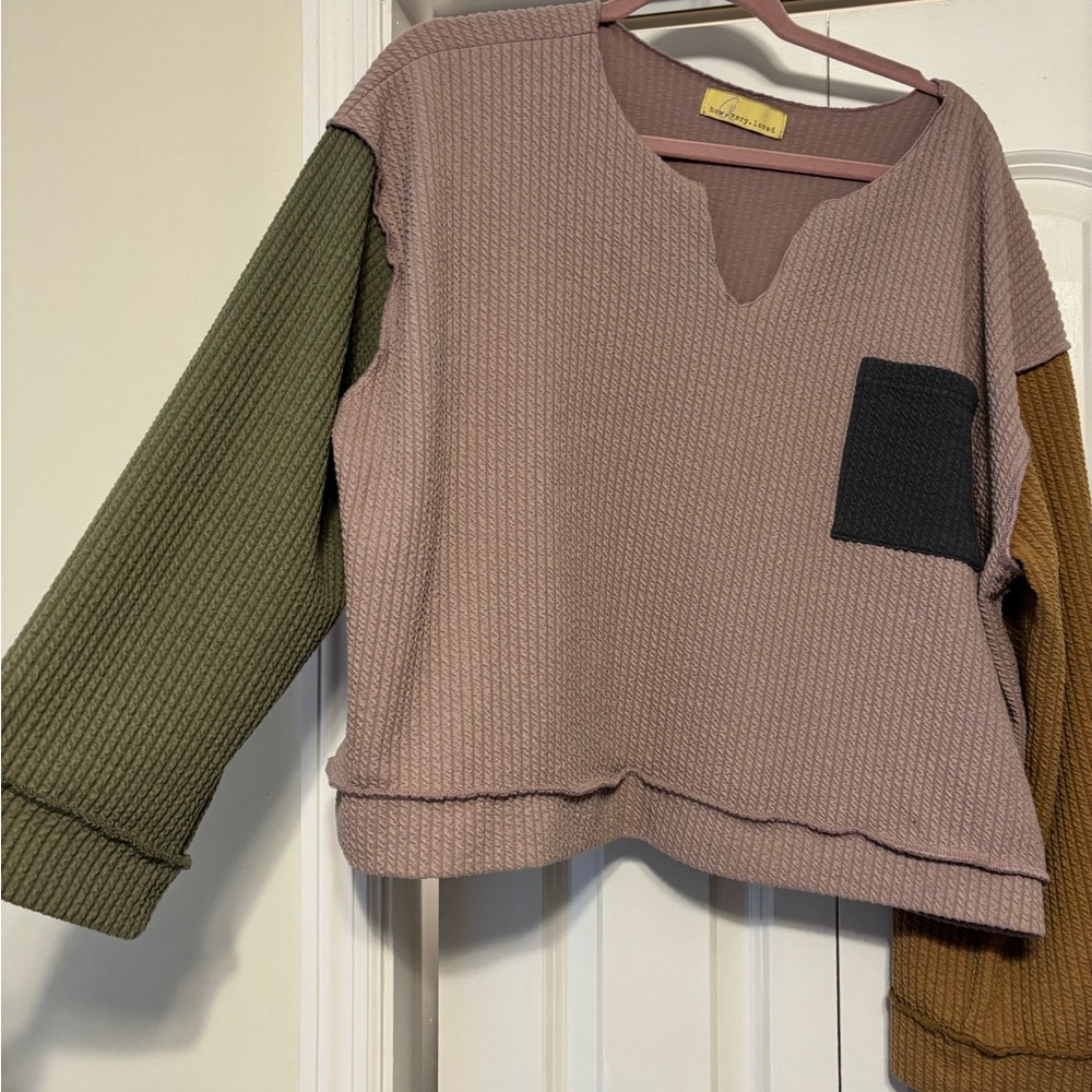 Colorblock V-Neck Sweater - Picture 2 of 4